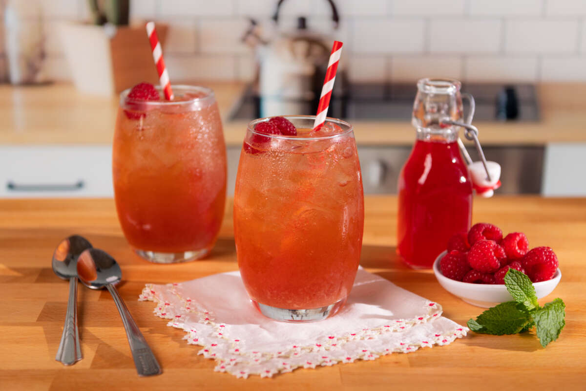 Recipe Raspberry Royal tea